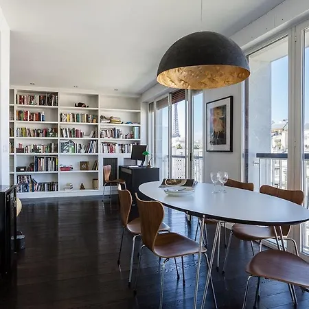 Avenue George V Ii Apartment Paris